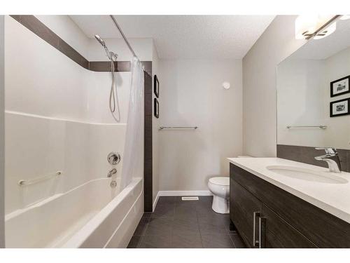 23 Nolancrest Gate Nw, Calgary, AB - Indoor Photo Showing Bathroom