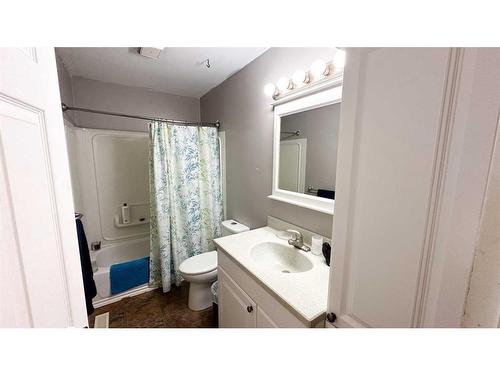 354069 Range Road 52, Rural Clearwater County, AB - Indoor Photo Showing Bathroom