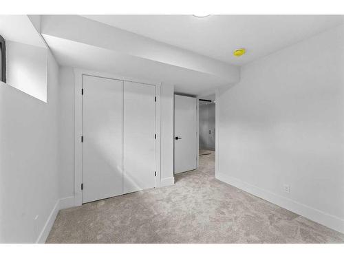223 Parkside Way Se, Calgary, AB - Indoor Photo Showing Other Room