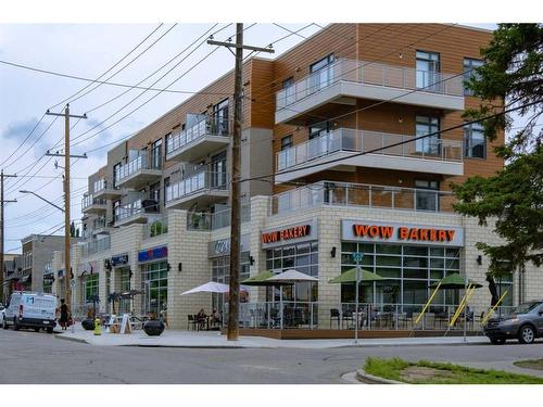 2-2036 27 Avenue Sw, Calgary, AB - Outdoor With Balcony