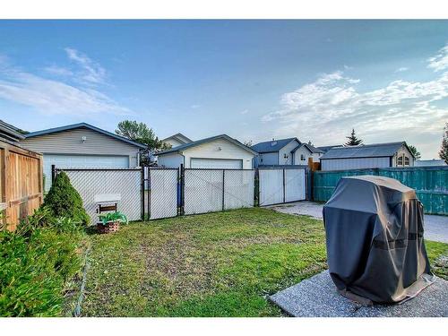 80 Coverton Close Ne, Calgary, AB - Outdoor