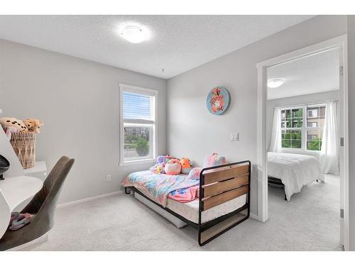 118 Legacy Boulevard Se, Calgary, AB - Indoor Photo Showing Bedroom