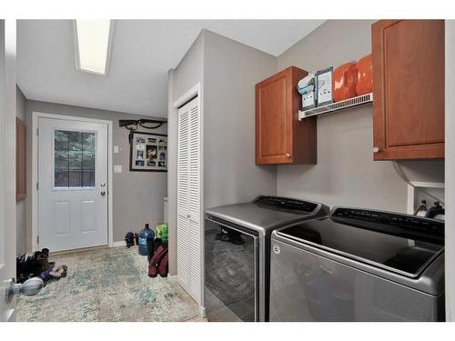 5224 Township Road 292, Rural Mountain View County, AB - Indoor Photo Showing Laundry Room