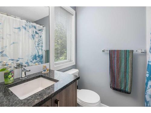 124-4 Sage Hill Terrace Nw, Calgary, AB - Indoor Photo Showing Bathroom