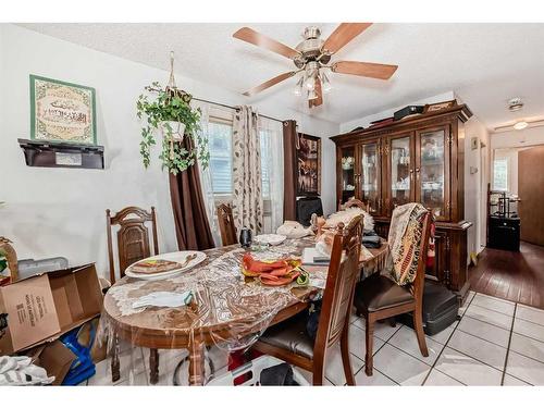16267 5 Street Sw, Calgary, AB - Indoor Photo Showing Dining Room