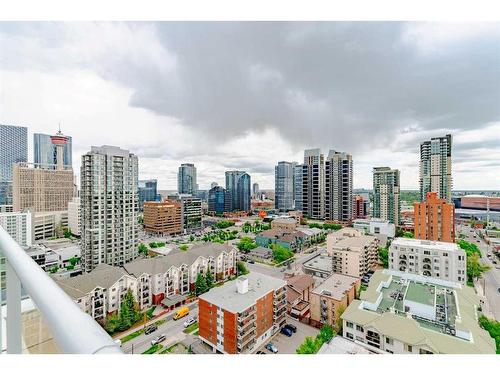 2004-188 15 Avenue Sw, Calgary, AB - Outdoor With View