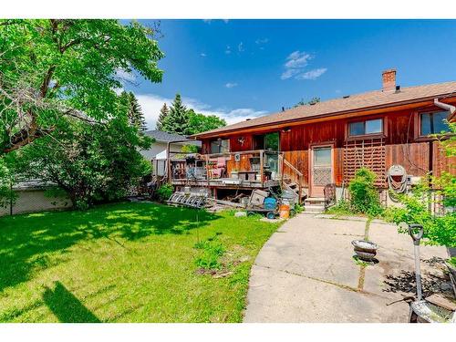 37 Connaught Drive Nw, Calgary, AB - Outdoor