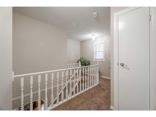 104 Riverglen Drive Se, Calgary, AB - Indoor Photo Showing Other Room