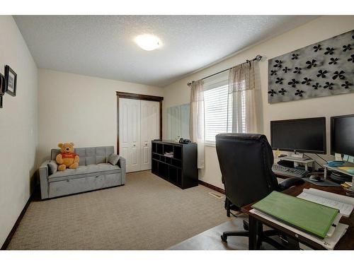 119 Brightoncrest Terrace Se, Calgary, AB - Indoor Photo Showing Office