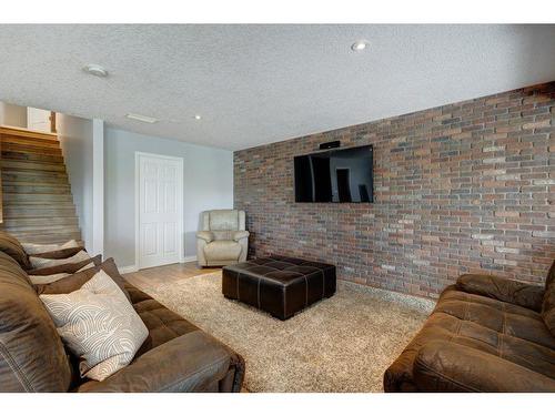 119 Brightoncrest Terrace Se, Calgary, AB - Indoor Photo Showing Living Room