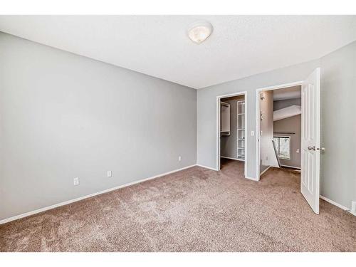 57 Inverness Rise Se, Calgary, AB - Indoor Photo Showing Other Room