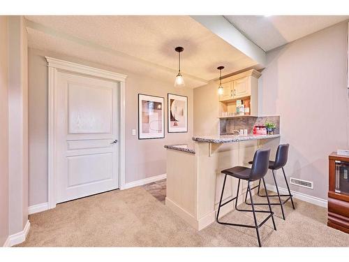 8721 14 Avenue Sw, Calgary, AB - Indoor Photo Showing Kitchen