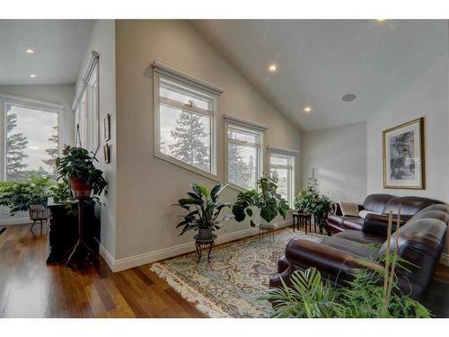 109 Shawnee Place Sw, Calgary, AB - Indoor Photo Showing Living Room