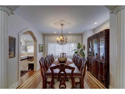 109 Shawnee Place Sw, Calgary, AB - Indoor Photo Showing Dining Room