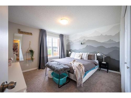 381 Legacy Boulevard Se, Calgary, AB - Indoor Photo Showing Bedroom