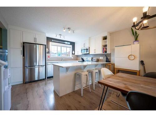 381 Legacy Boulevard Se, Calgary, AB - Indoor Photo Showing Kitchen With Stainless Steel Kitchen