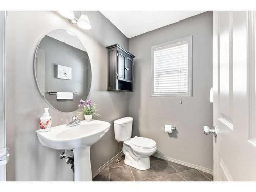 207 Bridlecrest Boulevard Sw, Calgary, AB - Indoor Photo Showing Bathroom