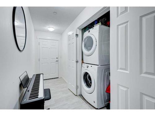 3208-215 Legacy Boulevard Se, Calgary, AB - Indoor Photo Showing Laundry Room