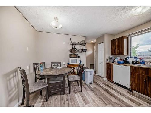 1903 Summerfield Boulevard Se, Airdrie, AB - Indoor Photo Showing Dining Room