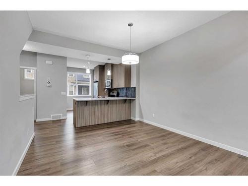 806-115 Sagewood Drive Sw, Airdrie, AB - Indoor Photo Showing Kitchen