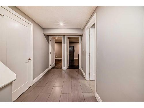 16 Rundlewood Bay Ne, Calgary, AB - Indoor Photo Showing Other Room