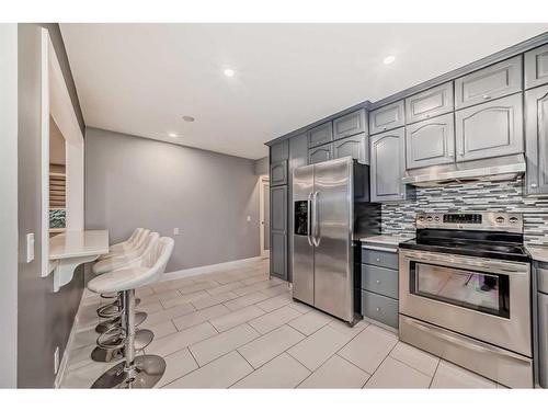 16 Rundlewood Bay Ne, Calgary, AB - Indoor Photo Showing Kitchen