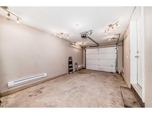 351 Copperfield Boulevard Se, Calgary, AB - Indoor Photo Showing Garage