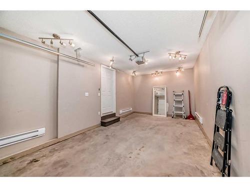 351 Copperfield Boulevard Se, Calgary, AB - Indoor Photo Showing Other Room