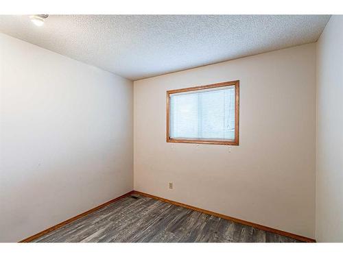 113 Cedarwood Park Sw, Calgary, AB - Indoor Photo Showing Other Room