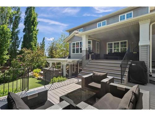 38 Hawkdale Place Nw, Calgary, AB - Outdoor With Deck Patio Veranda