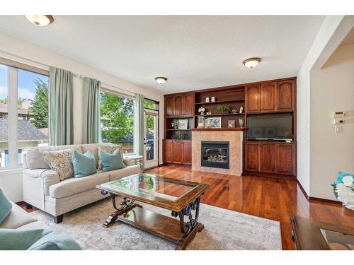 3915 1 Street Nw, Calgary, AB - Indoor Photo Showing Living Room With Fireplace