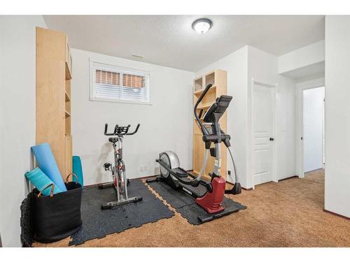 3915 1 Street Nw, Calgary, AB - Indoor Photo Showing Gym Room