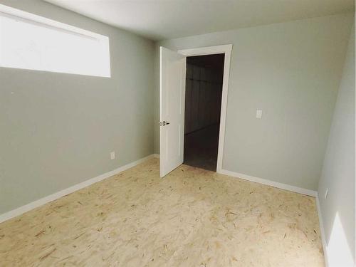 26 Stone Garden Crescent, Carstairs, AB - Indoor Photo Showing Other Room