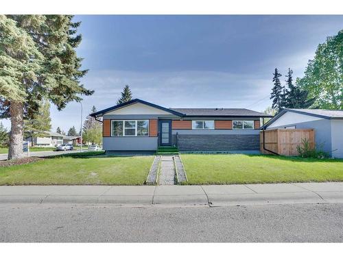 9703 2 Street Se, Calgary, AB - Outdoor