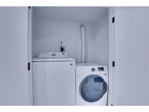 9703 2 Street Se, Calgary, AB - Indoor Photo Showing Laundry Room