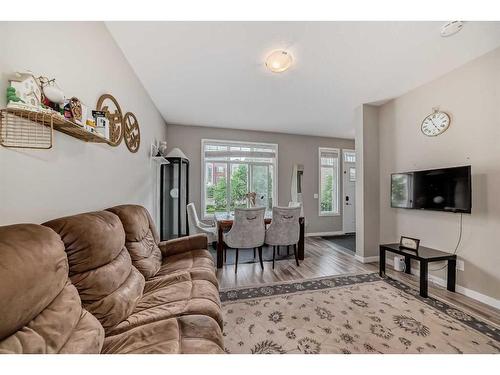 11 Copperstone Common Se, Calgary, AB - Indoor Photo Showing Living Room