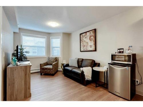 415-2635 Eversyde Avenue Sw, Calgary, AB - Indoor Photo Showing Other Room