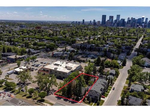 531, 535 & 533 24 Avenue Nw, Calgary, AB - Outdoor With View