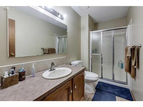 34546 Range Road 12, Rural Red Deer County, AB - Indoor Photo Showing Bathroom