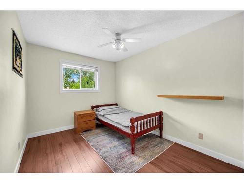 129 Laguna Close Ne, Calgary, AB - Indoor Photo Showing Bedroom