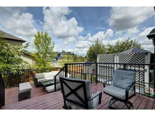 105 Everridge Drive Sw, Calgary, AB - Outdoor With Deck Patio Veranda With Exterior