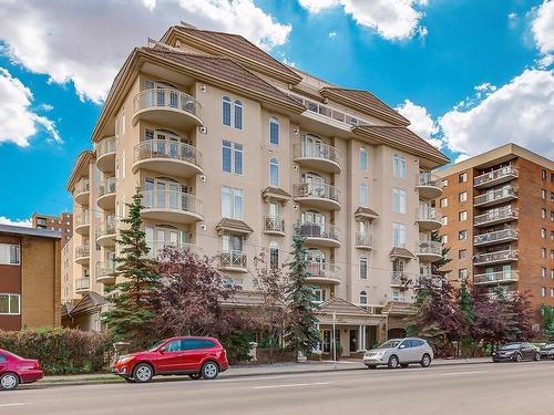 304-1315 12 Avenue Sw, Calgary, AB - Outdoor With Balcony With Facade