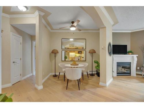 304-1315 12 Avenue Sw, Calgary, AB - Indoor With Fireplace