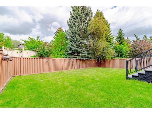 77 Signature Close Sw, Calgary, AB - Outdoor With Backyard