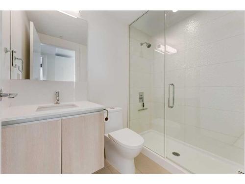 2204-1188 3 Street Se, Calgary, AB - Indoor Photo Showing Bathroom