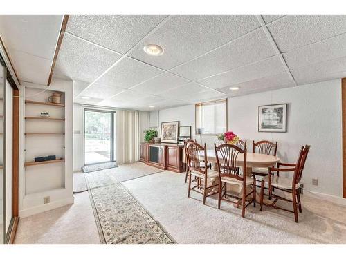 1122 22 Avenue Nw, Calgary, AB - Indoor Photo Showing Dining Room