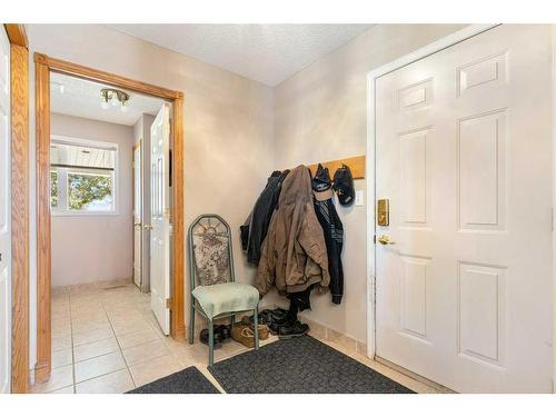 255030 84 Street Ne, Rural Rocky View County, AB - Indoor Photo Showing Other Room