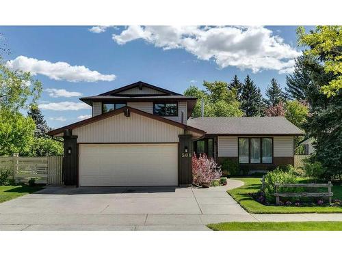 506 Silvergrove Drive Nw, Calgary, AB - Outdoor