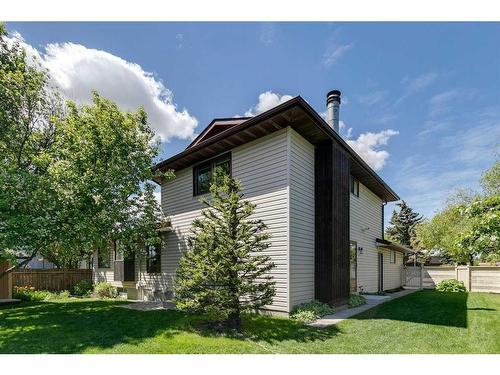 506 Silvergrove Drive Nw, Calgary, AB - Outdoor