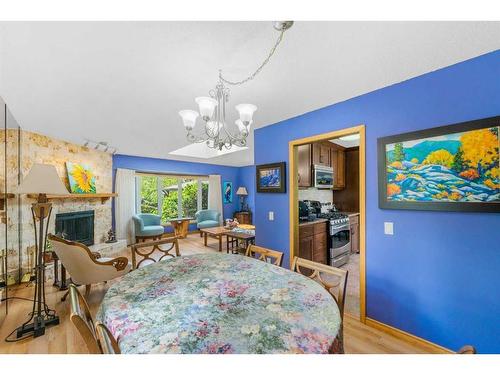 9308 26 Street Sw, Calgary, AB - Indoor Photo Showing Dining Room